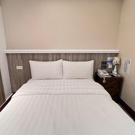 Migo Hotel Тайчжун Екстер'єр фото