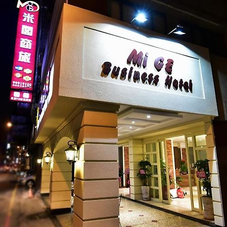 Migo Hotel Тайчжун Екстер'єр фото
